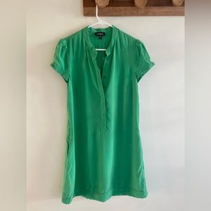 100% Silk Bebe dress in green - size XS